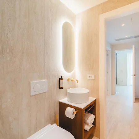 Marlin White Apartment